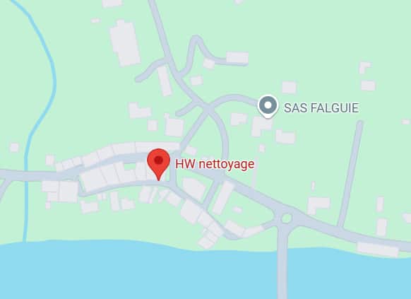 Carte montrant les emplacements de HW nettoyage et SAS FALGUIE. HW nettoyage se trouve près de la voie navigable, SAS FALGUIE plus au nord.